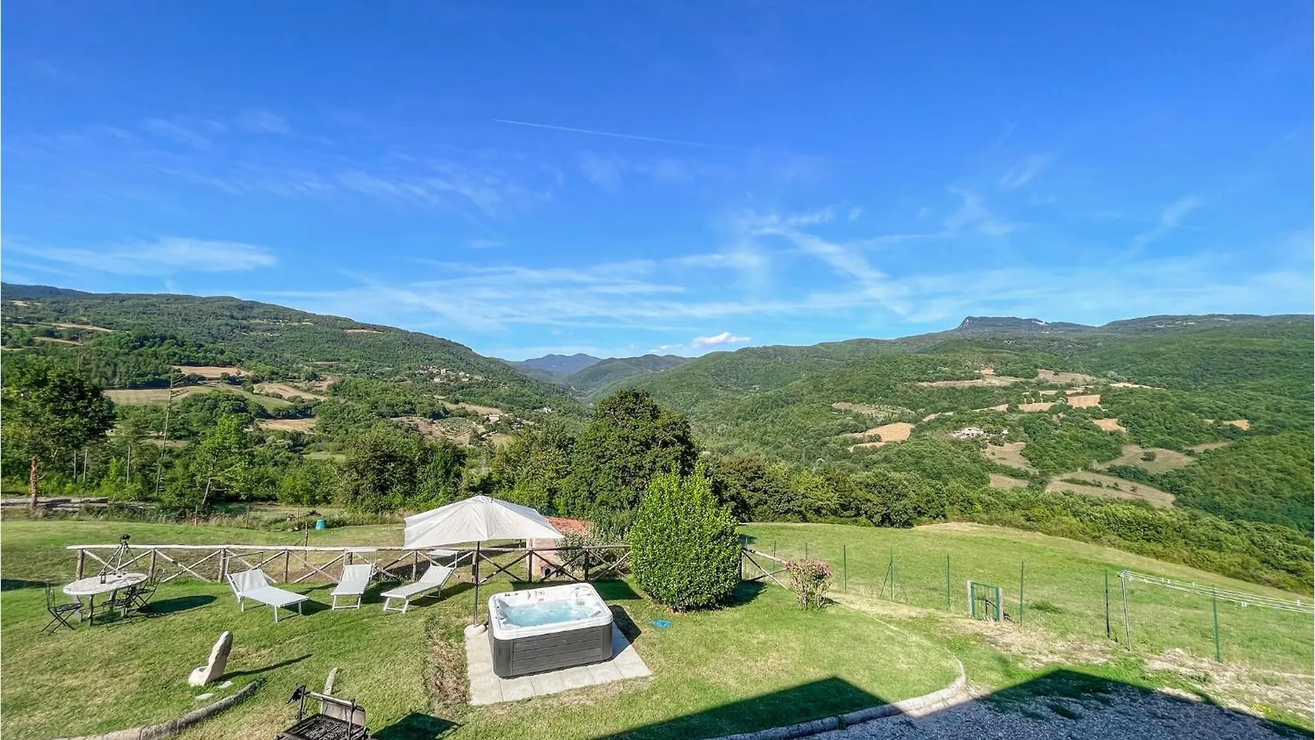 Cozy Home In Bibbiena With Kitchen Holiday home